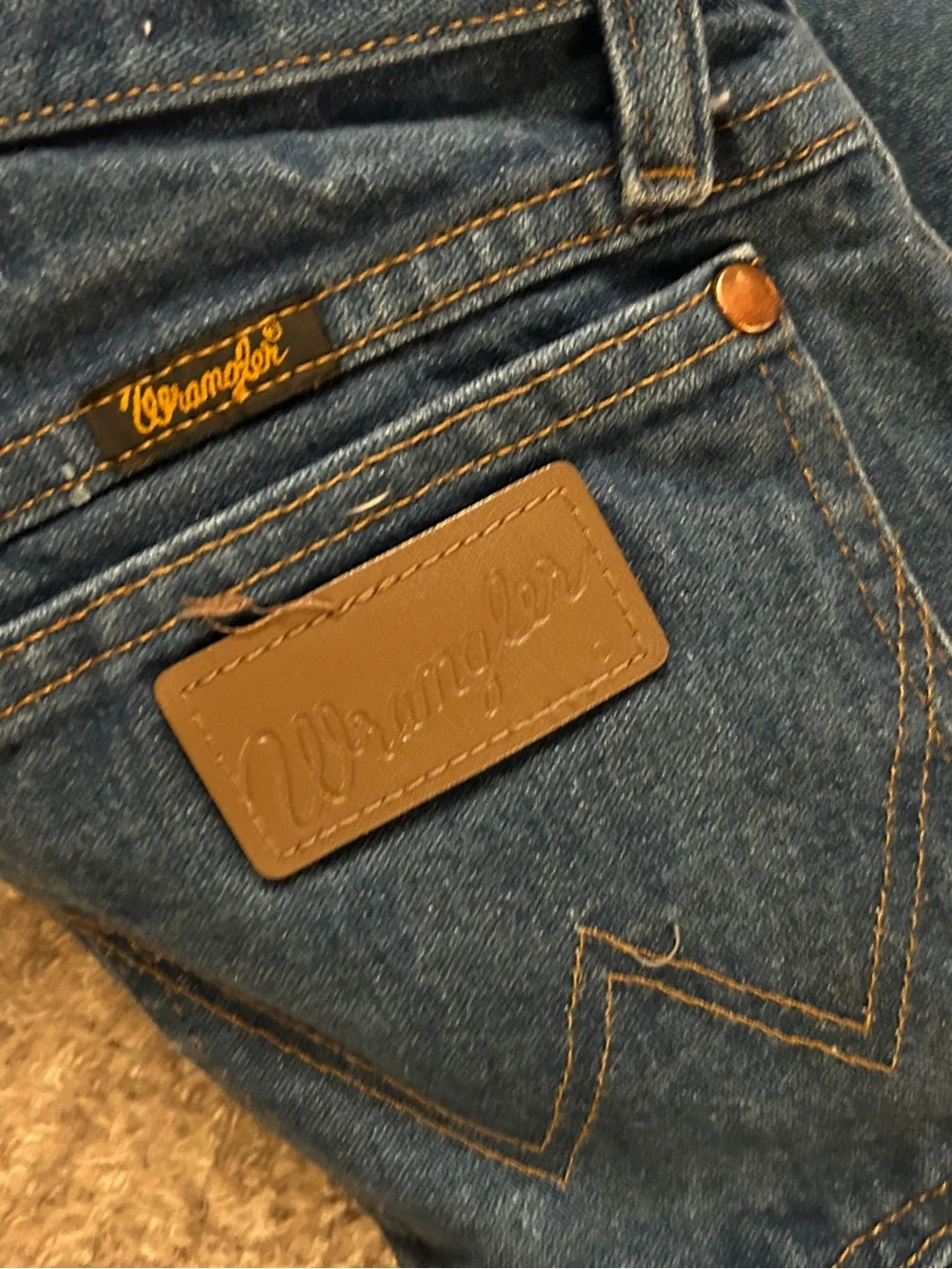 Wrangler Men’s Indigo Straight-Leg Jeans 35x30